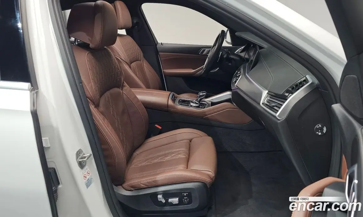 BMW X6 2022 3.0 автомат (гидро), фото 15