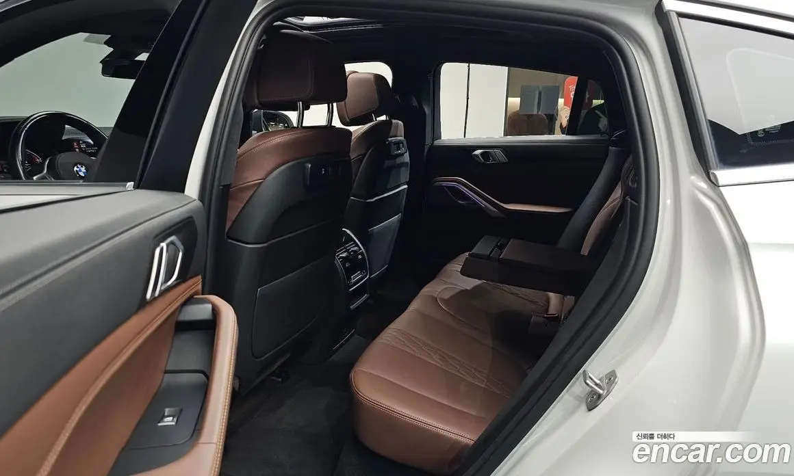 BMW X6 2022 3.0 автомат (гидро), фото 17