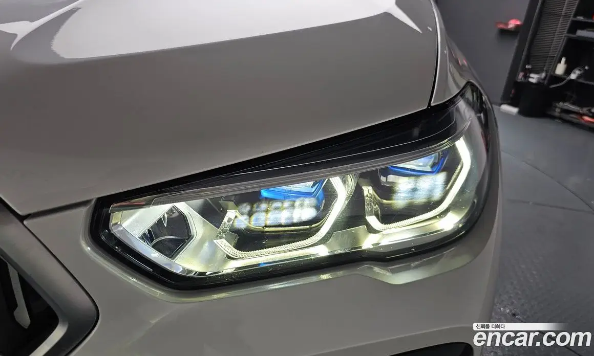 BMW X6 2022 3.0 автомат (гидро), фото 7