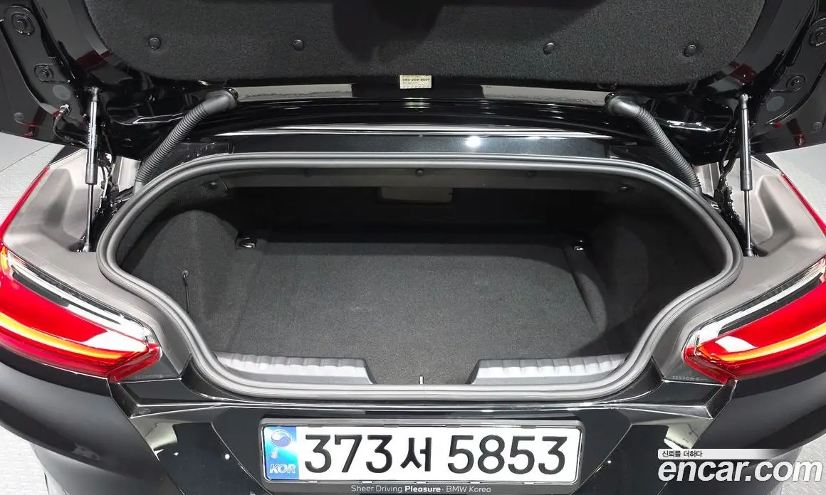 BMW Z4 2024 2.0 автомат (гидро), фото 26