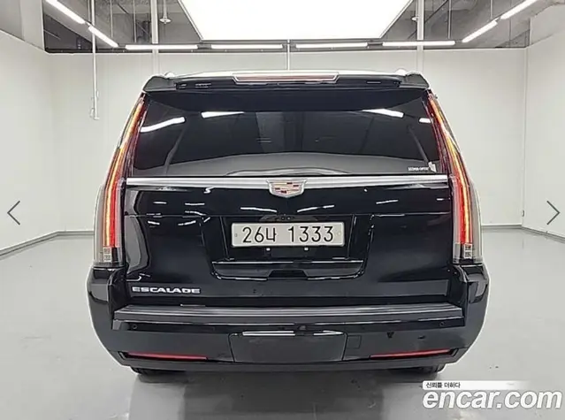 Cadillac Escalade 2018 6.2 автомат (гидро), миниатюра 3