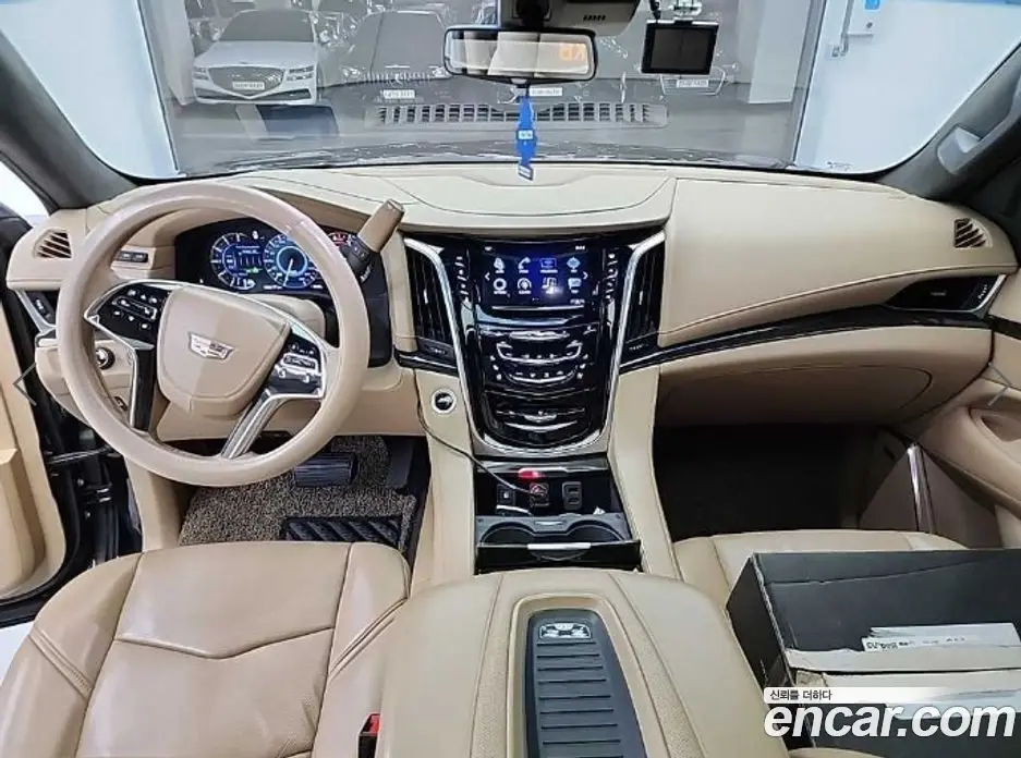 Cadillac Escalade 2018 6.2 автомат (гидро), фото 7