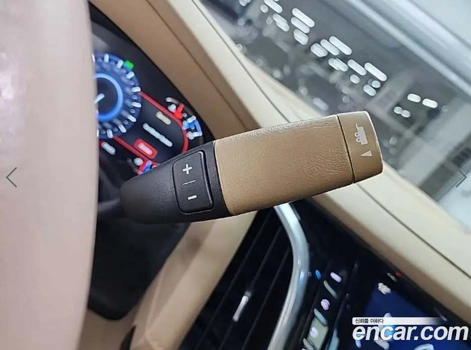 Cadillac Escalade 2018 6.2 автомат (гидро), фото 8