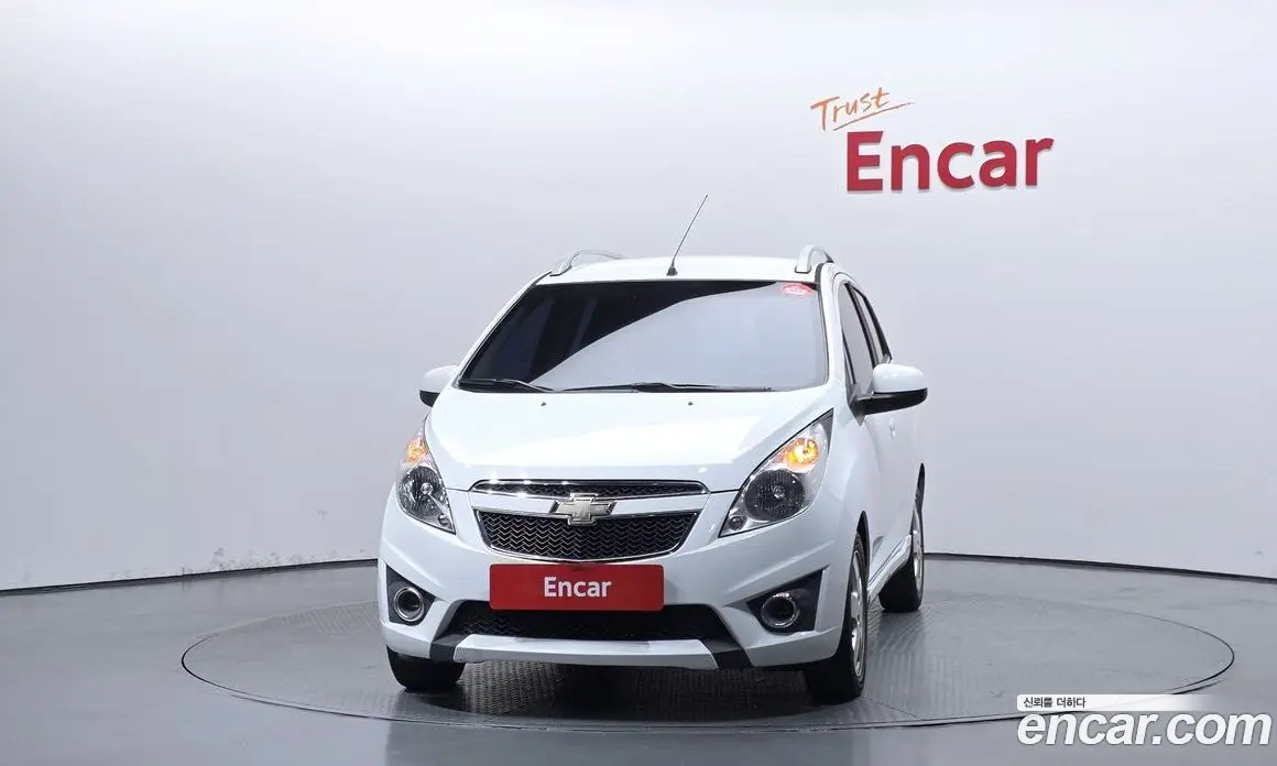 Chevrolet Spark 2011 1.0 автомат (гидро), фото 3
