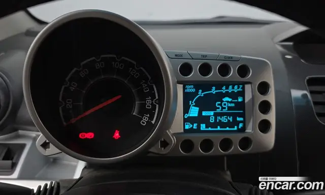Chevrolet Spark 2011 1.0 автомат (гидро), миниатюра 8