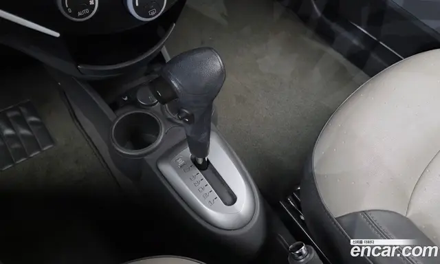 Chevrolet Spark 2011 1.0 автомат (гидро), миниатюра 9