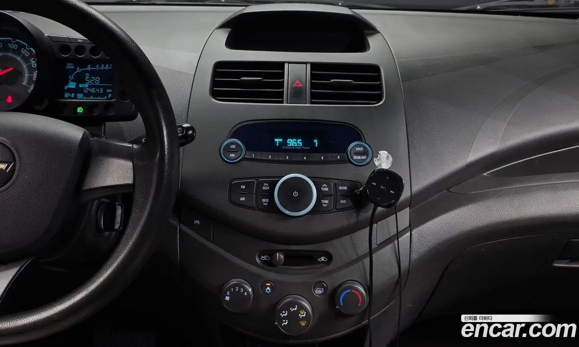 Chevrolet Spark 2012 1.0 автомат (гидро), фото 12
