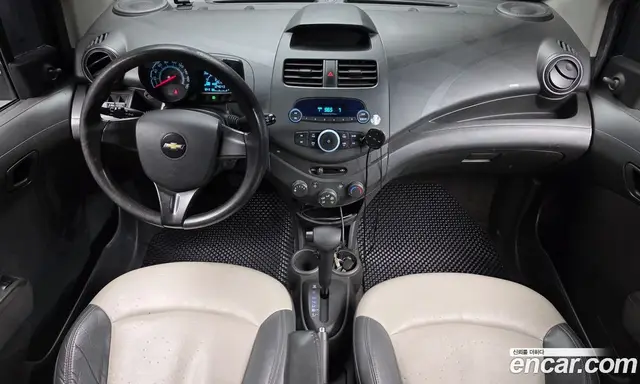 Chevrolet Spark 2012 1.0 автомат (гидро), миниатюра 7