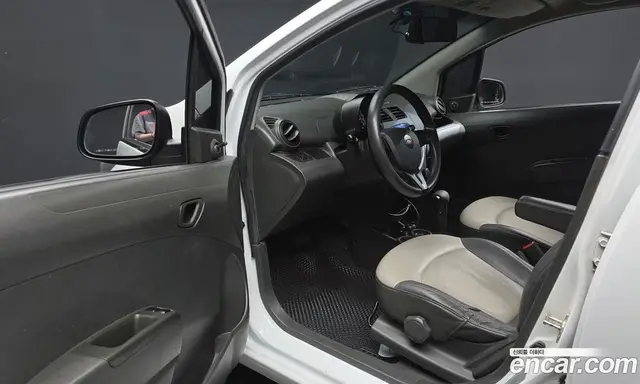 Chevrolet Spark 2012 1.0 автомат (гидро), миниатюра 10