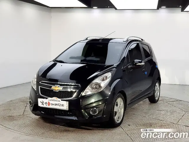 Chevrolet Spark 2012 1.0 автомат (гидро), миниатюра 1