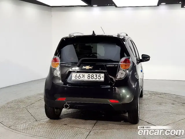 Chevrolet Spark 2012 1.0 автомат (гидро), миниатюра 3