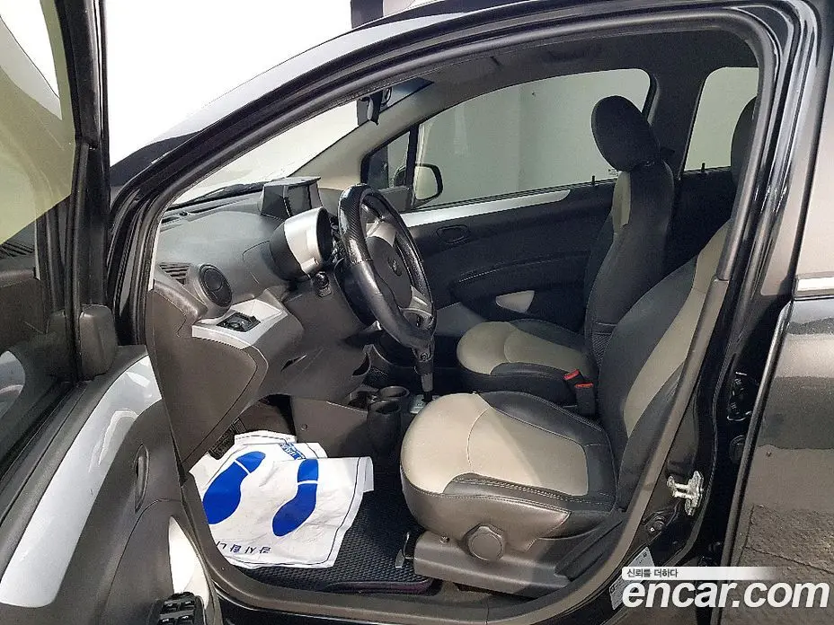 Chevrolet Spark 2012 1.0 автомат (гидро), фото 7