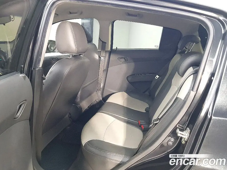 Chevrolet Spark 2012 1.0 автомат (гидро), фото 8