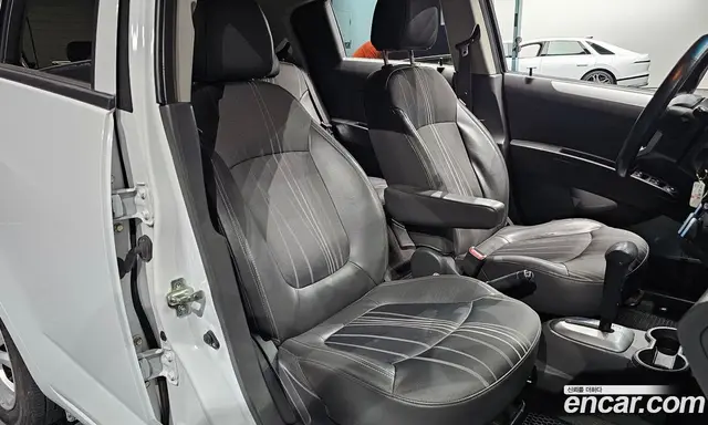 Chevrolet Spark 2013 1.0 автомат (гидро), миниатюра 11