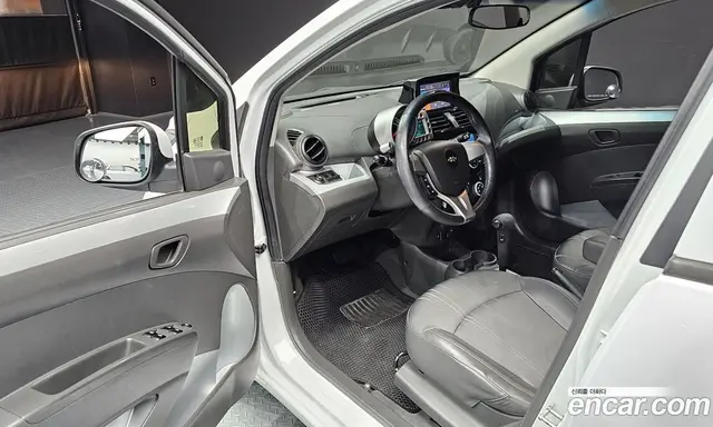 Chevrolet Spark 2013 1.0 автомат (гидро), миниатюра 10