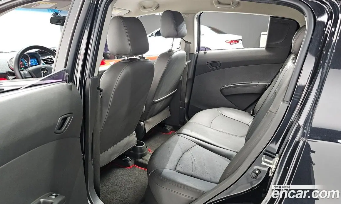 Chevrolet Spark 2015 1.0 автомат (гидро), фото 11