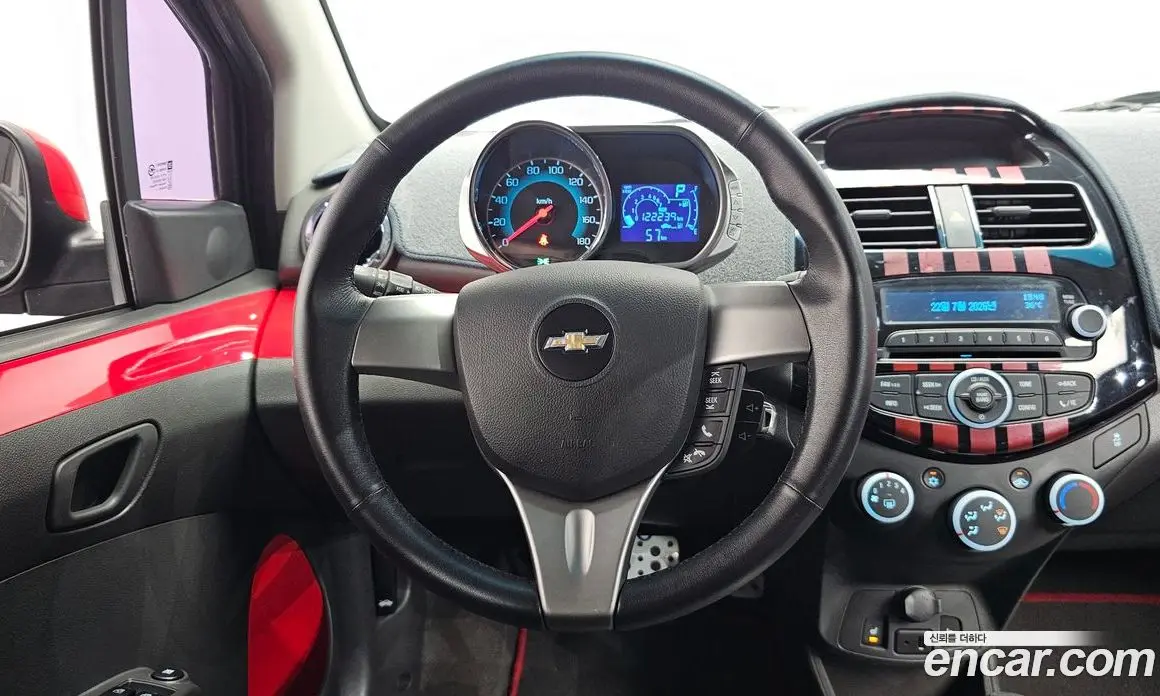 Chevrolet Spark 2015 1.0 автомат (гидро), фото 12