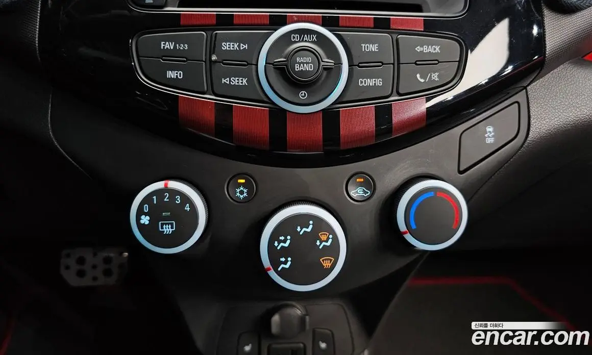 Chevrolet Spark 2015 1.0 автомат (гидро), фото 17