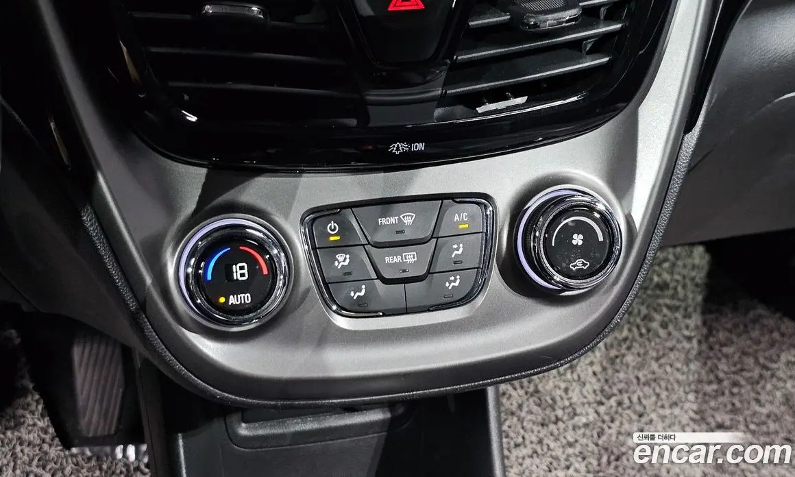 Chevrolet Spark 2022 1.0 автомат (гидро), фото 28