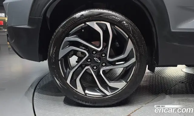 Chevrolet TrailBlazer 2023 1.3 автомат (гидро), миниатюра 5