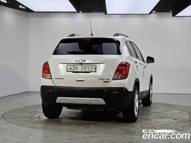 Chevrolet Trax 2015 1.4 автомат (гидро), миниатюра 3