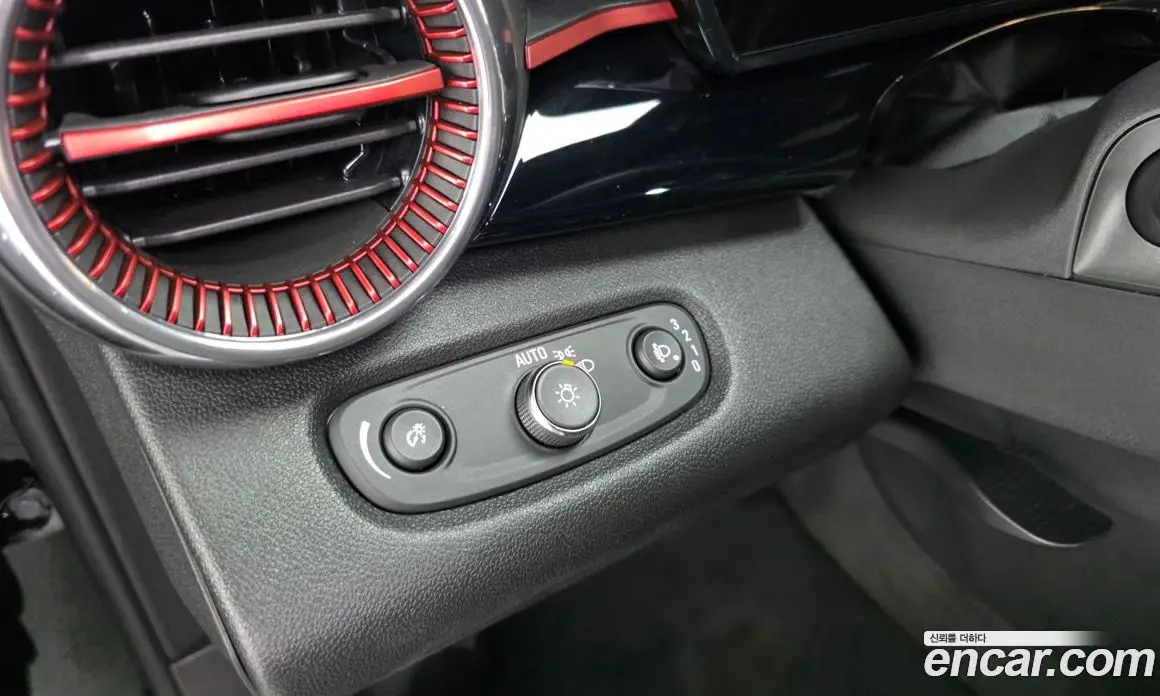 Chevrolet Trax 2025 1.2 автомат (гидро), фото 23