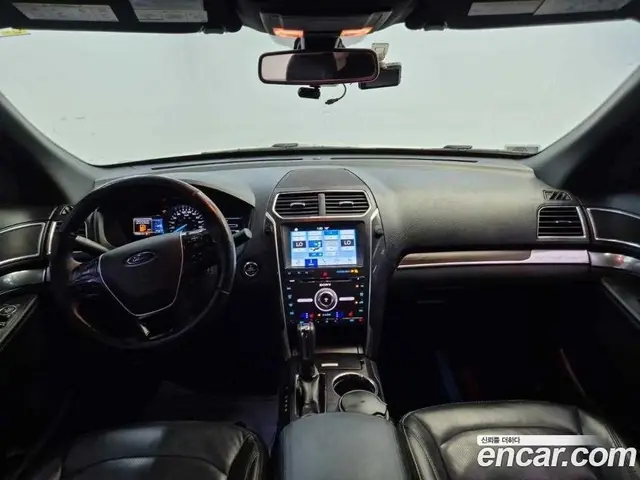 Ford Explorer 2017 2.3 автомат (гидро), миниатюра 7