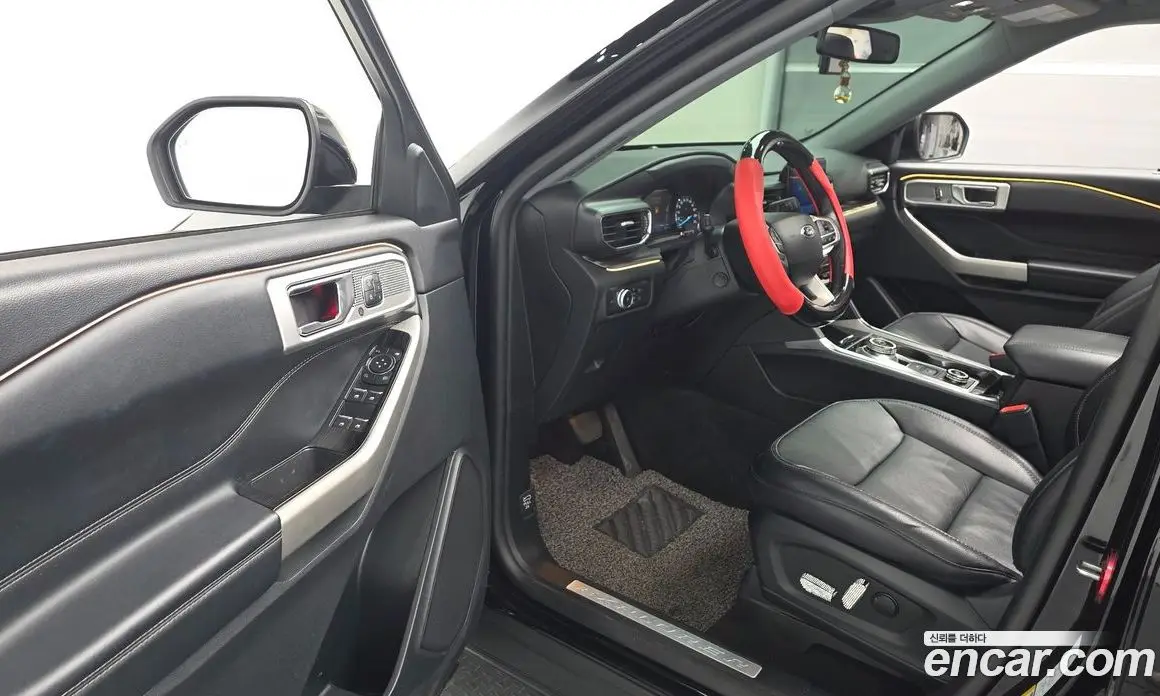 Ford Explorer 2022 2.3 автомат (гидро), фото 12