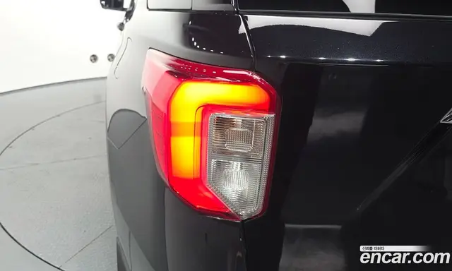 Ford Explorer 2022 2.3 автомат (гидро), миниатюра 8