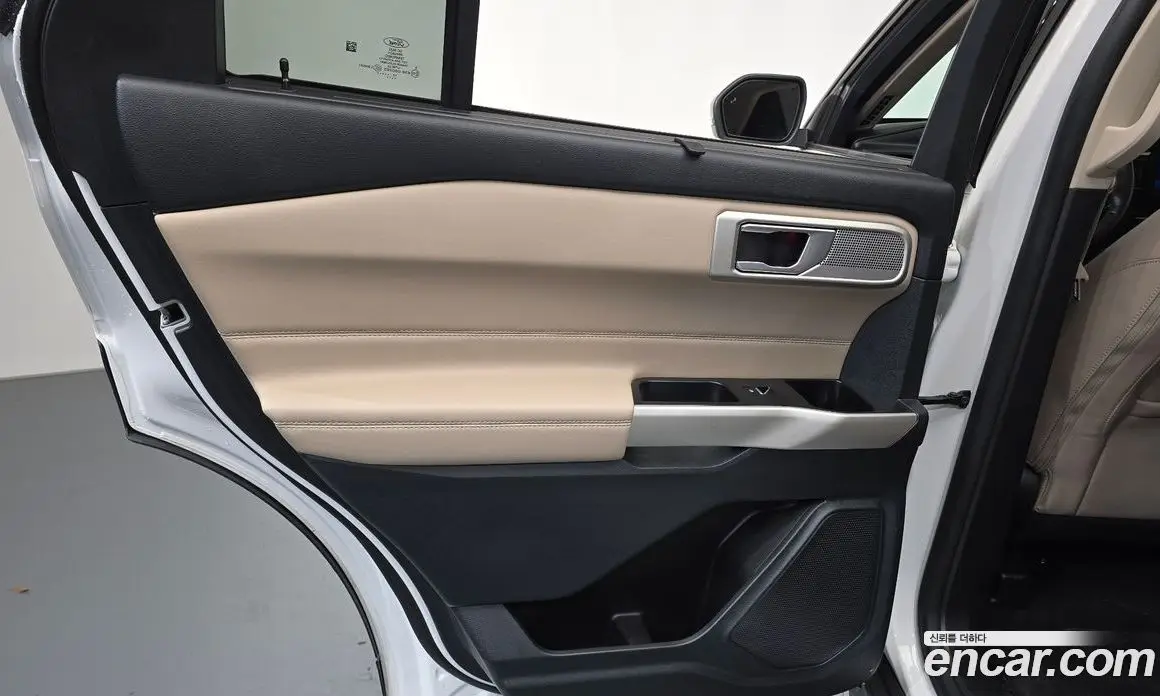 Ford Explorer 2023 2.3 автомат (гидро), фото 14