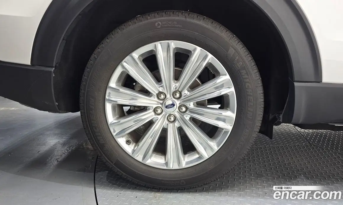 Ford Explorer 2023 2.3 автомат (гидро), фото 4