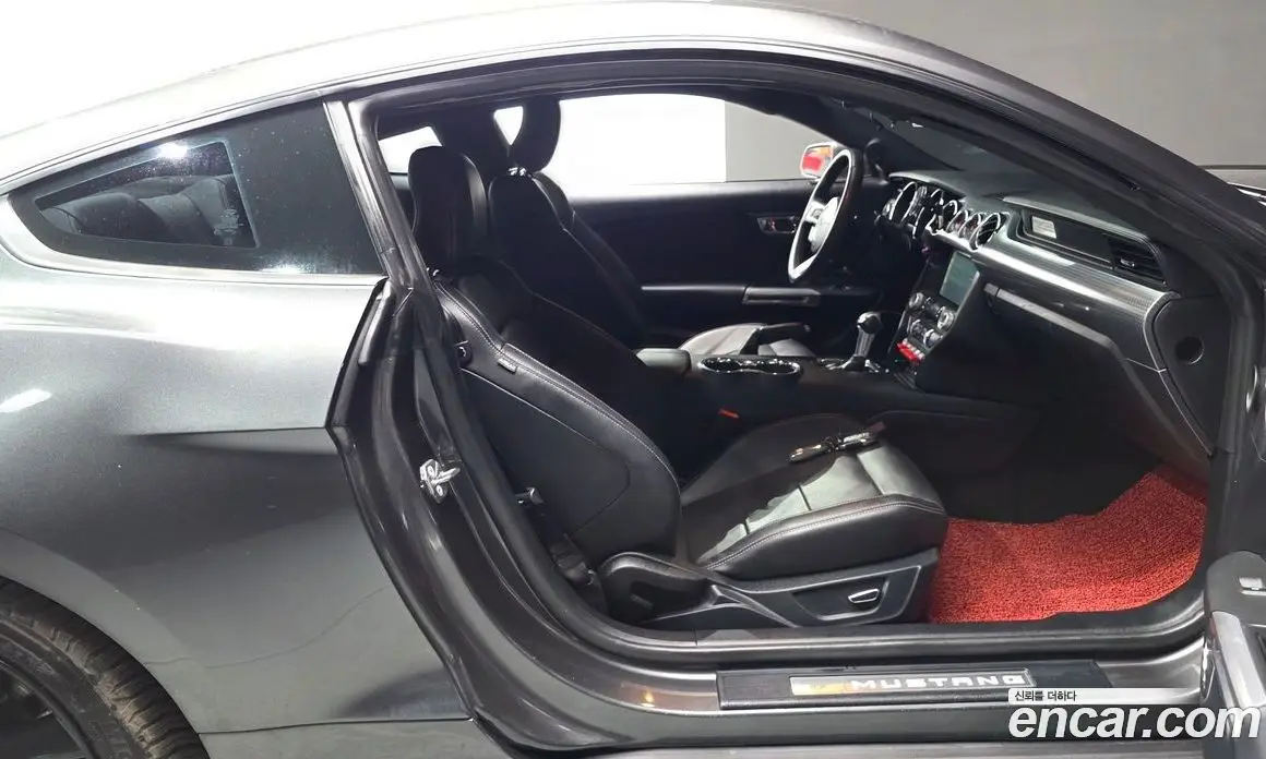 Ford Mustang 2016 2.3 автомат (гидро), фото 10