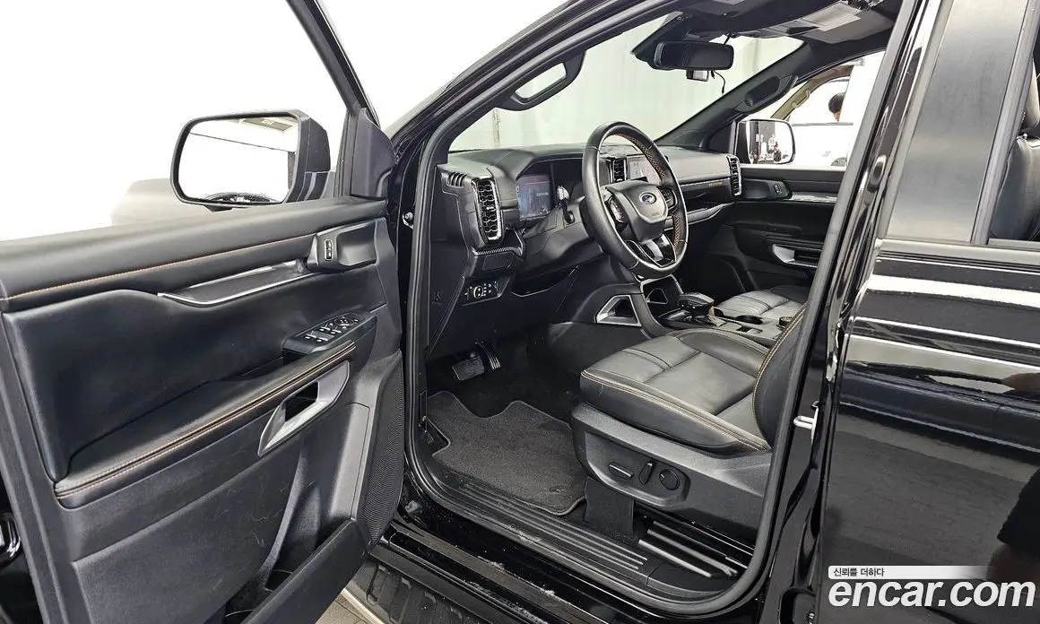 Ford Ranger 2024 2.0 автомат (гидро), фото 10