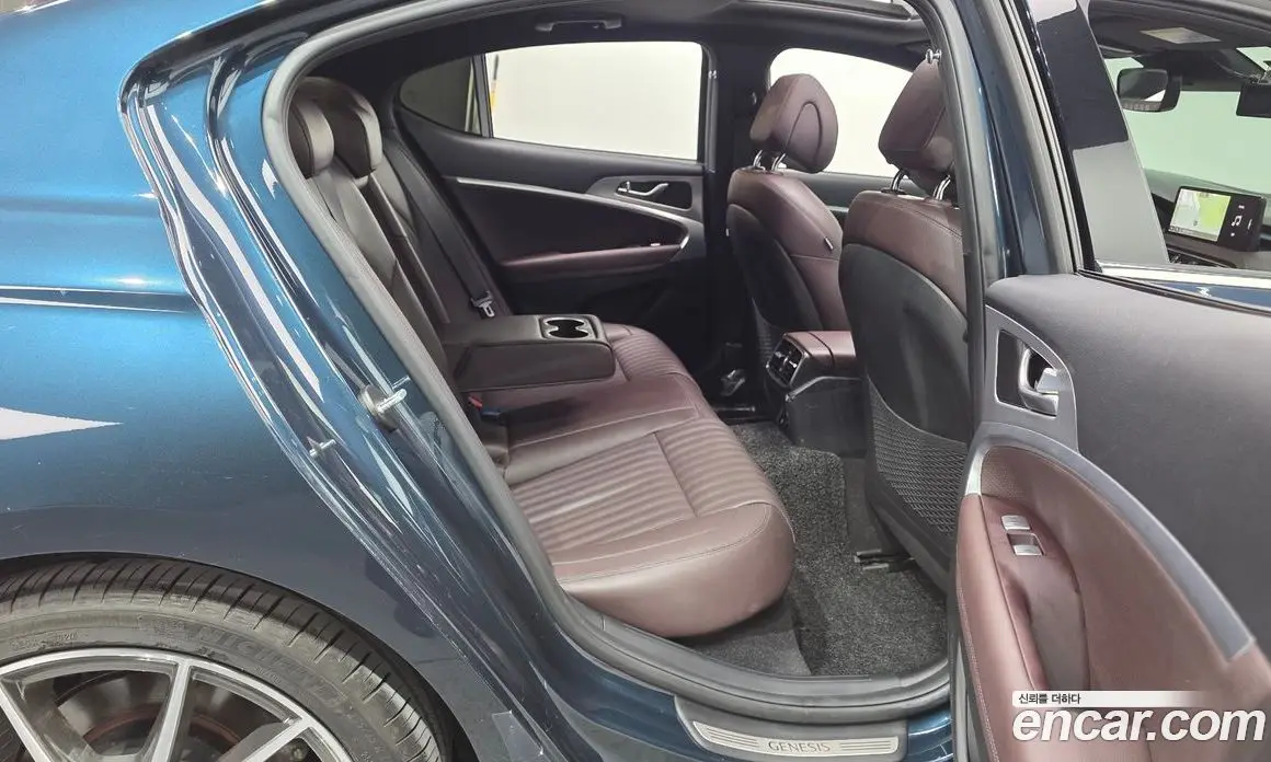 Genesis G70 2020 2.0 автомат (гидро), фото 17