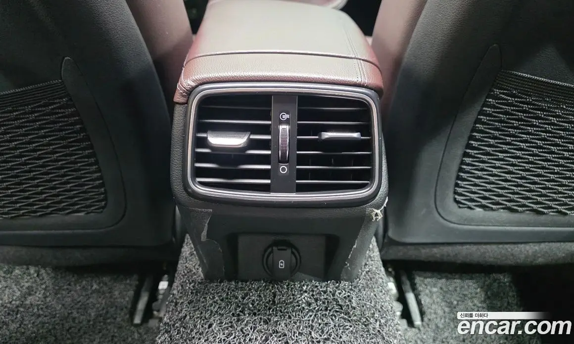 Genesis G70 2020 2.0 автомат (гидро), фото 30