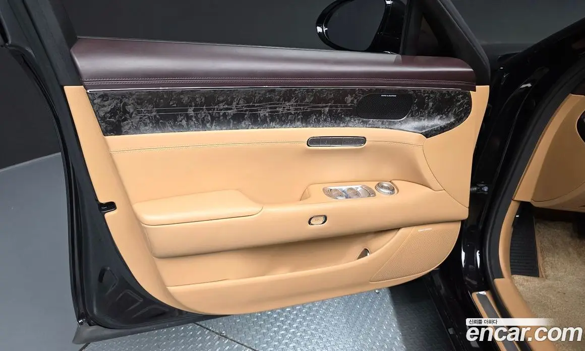 Genesis G90 2023 3.5 автомат (гидро), фото 14