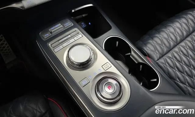 Genesis GV70 2021 2.5 автомат (гидро), миниатюра 12