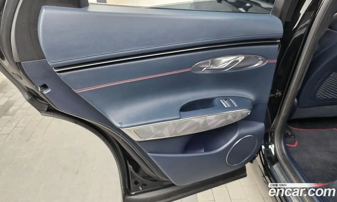 Genesis GV70 2021 2.5 автомат (гидро), фото 15