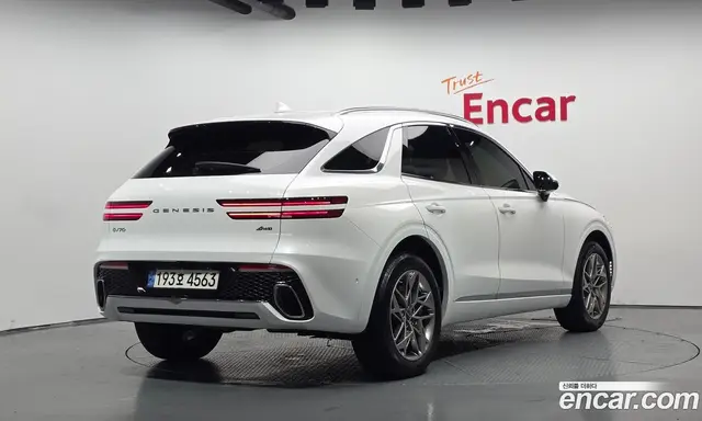 Genesis GV70 2022 2.5 автомат (гидро), миниатюра 2