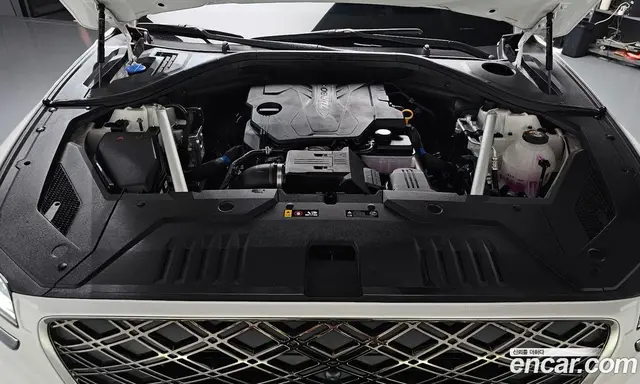 Genesis GV70 2024 2.5 автомат (гидро), миниатюра 5