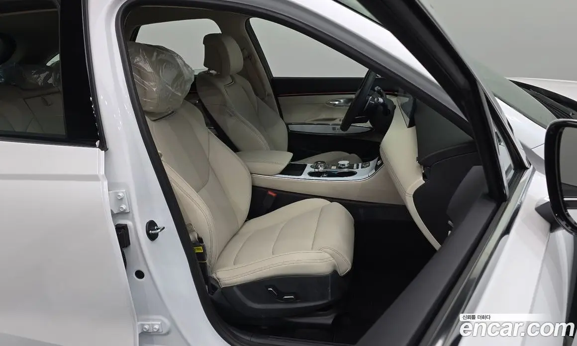 Genesis GV70 2025 2.5 автомат (гидро), фото 16