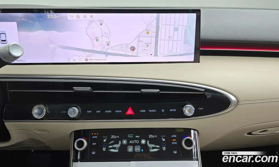 Genesis GV70 2025 2.5 автомат (гидро), фото 18