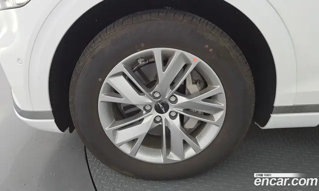 Genesis GV70 2025 2.5 автомат (гидро), миниатюра 5