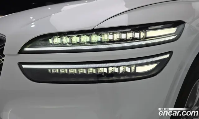 Genesis GV70 2025 2.5 автомат (гидро), миниатюра 8