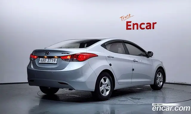 Hyundai Avante 2011 1.6 автомат (гидро), миниатюра 2