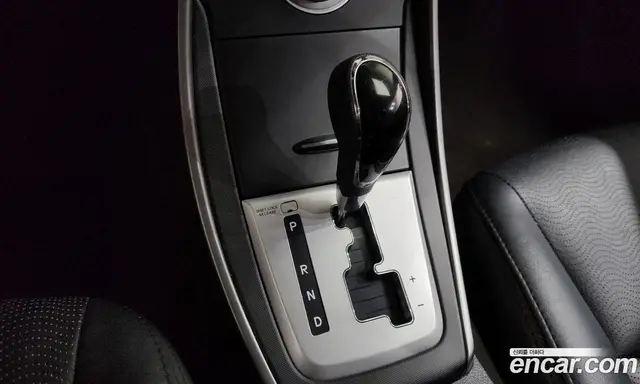 Hyundai Avante 2011 1.6 автомат (гидро), миниатюра 9