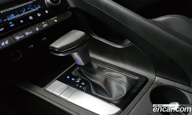 Hyundai Avante 2020 1.6 автомат (гидро), миниатюра 12