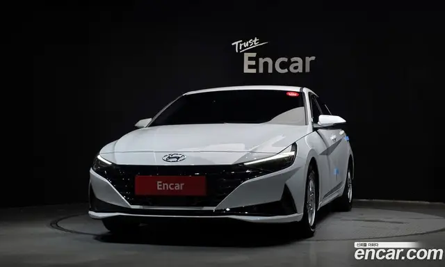 Hyundai Avante 2020 1.6 автомат (гидро), миниатюра 3