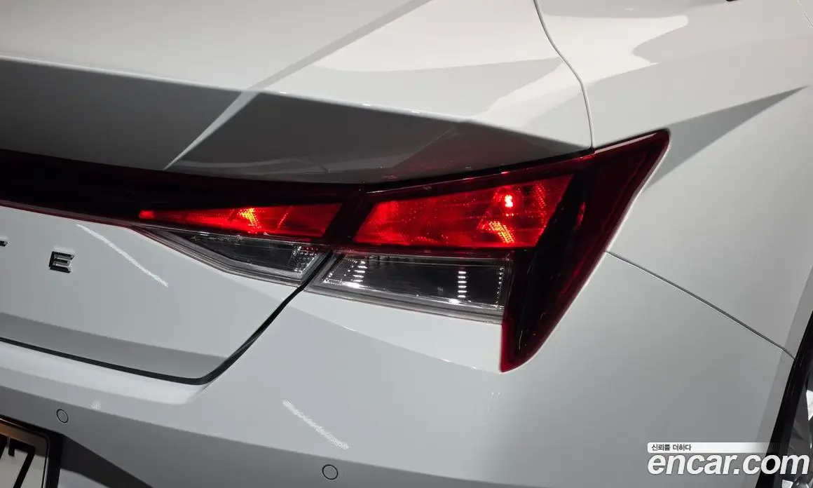 Hyundai Avante 2020 1.6 автомат (гидро), фото 9