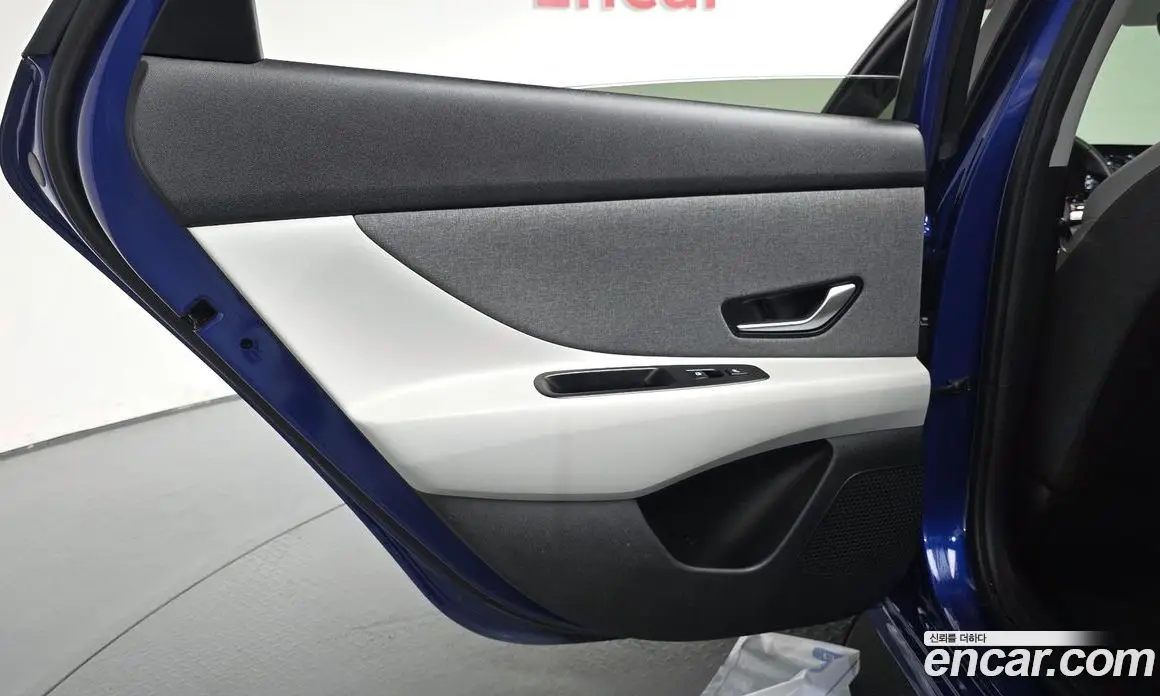 Hyundai Avante 2020 1.6 автомат (гидро), фото 14